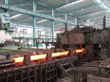 北京无缝钢管厂家生产线